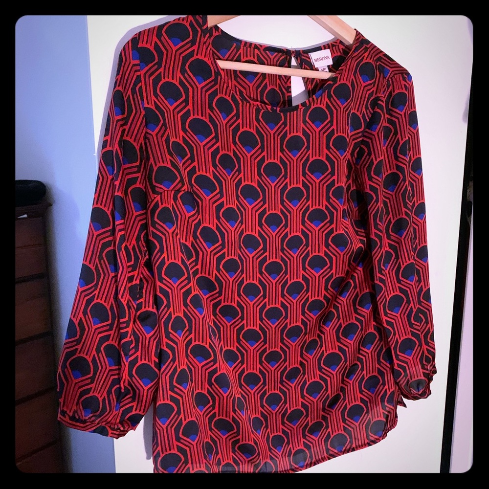 Art deco satiny top